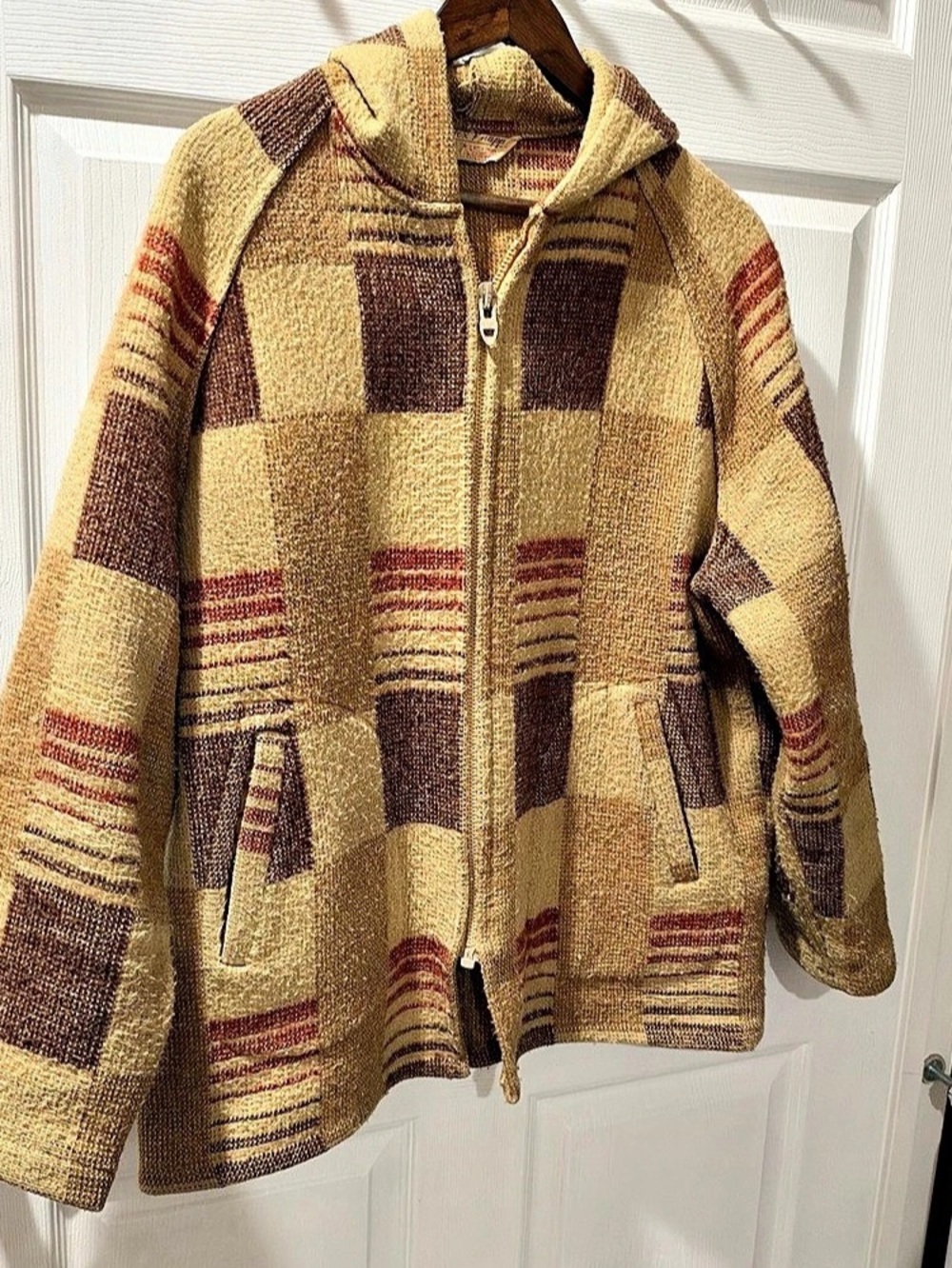 Vintage wool Fox Knapp Geometric Hooded Jacket in Brown & Red Large Like New